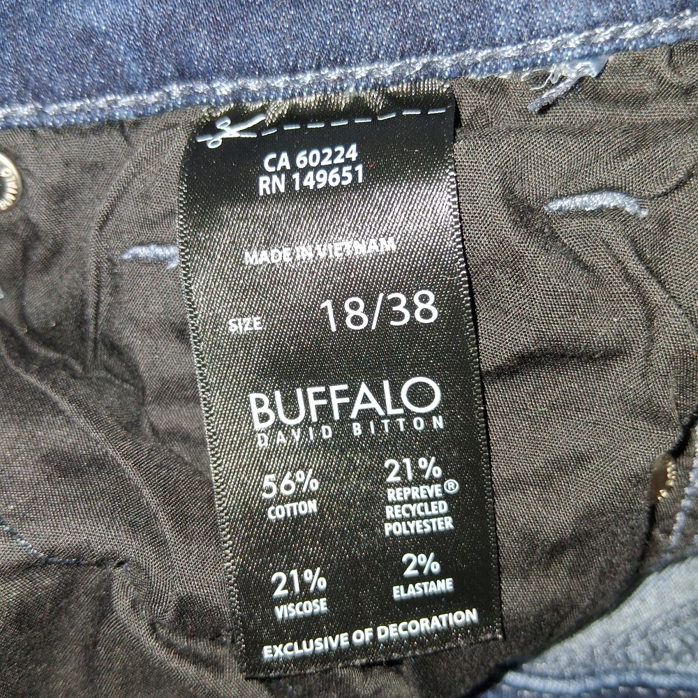 Buffalo David Bitton  Women Size 18/38 Dark Blue Flare Jeans - Picture 4 of 16